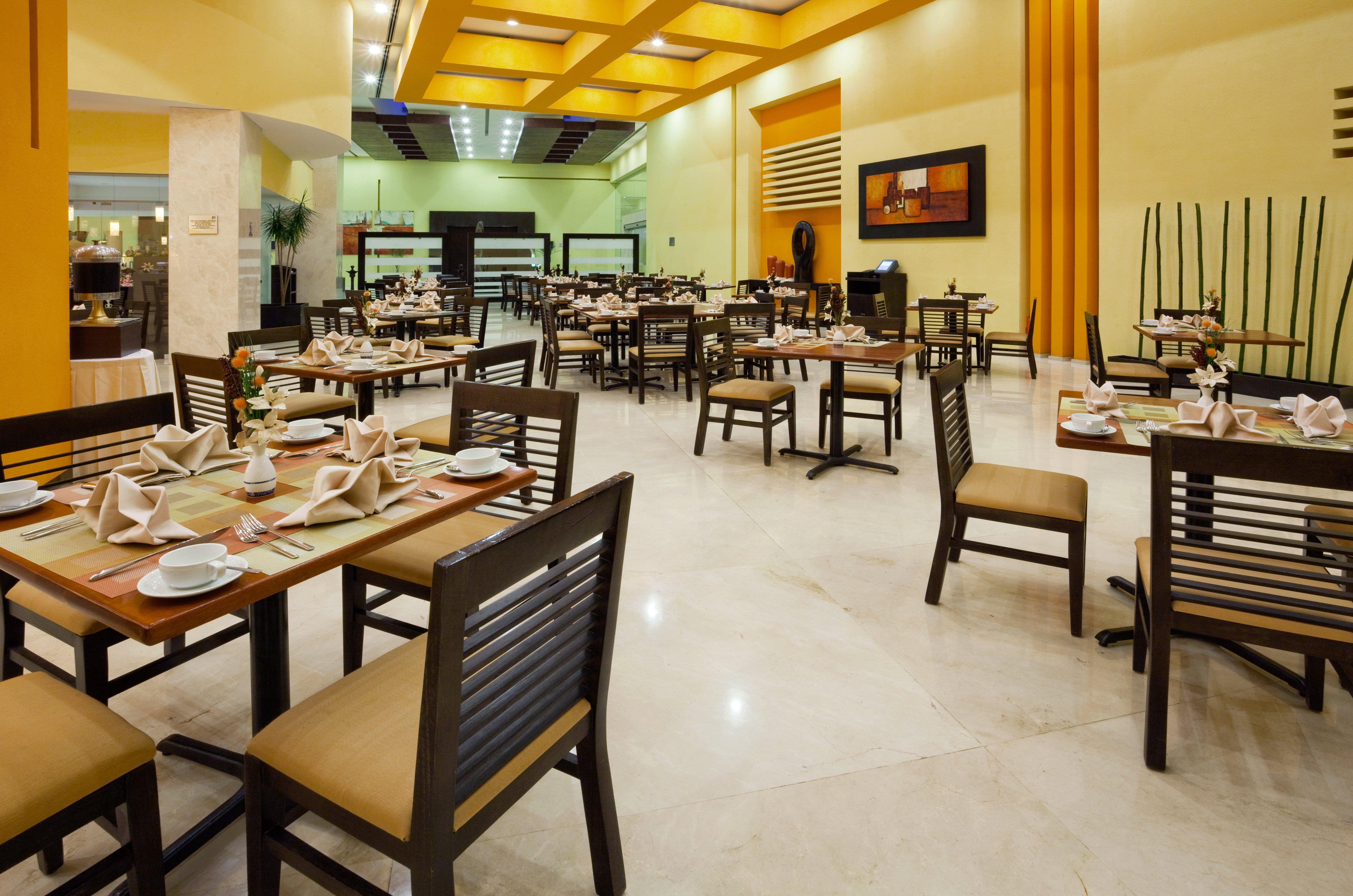 Holiday Inn Puebla Finsa By Ihg Экстерьер фото
