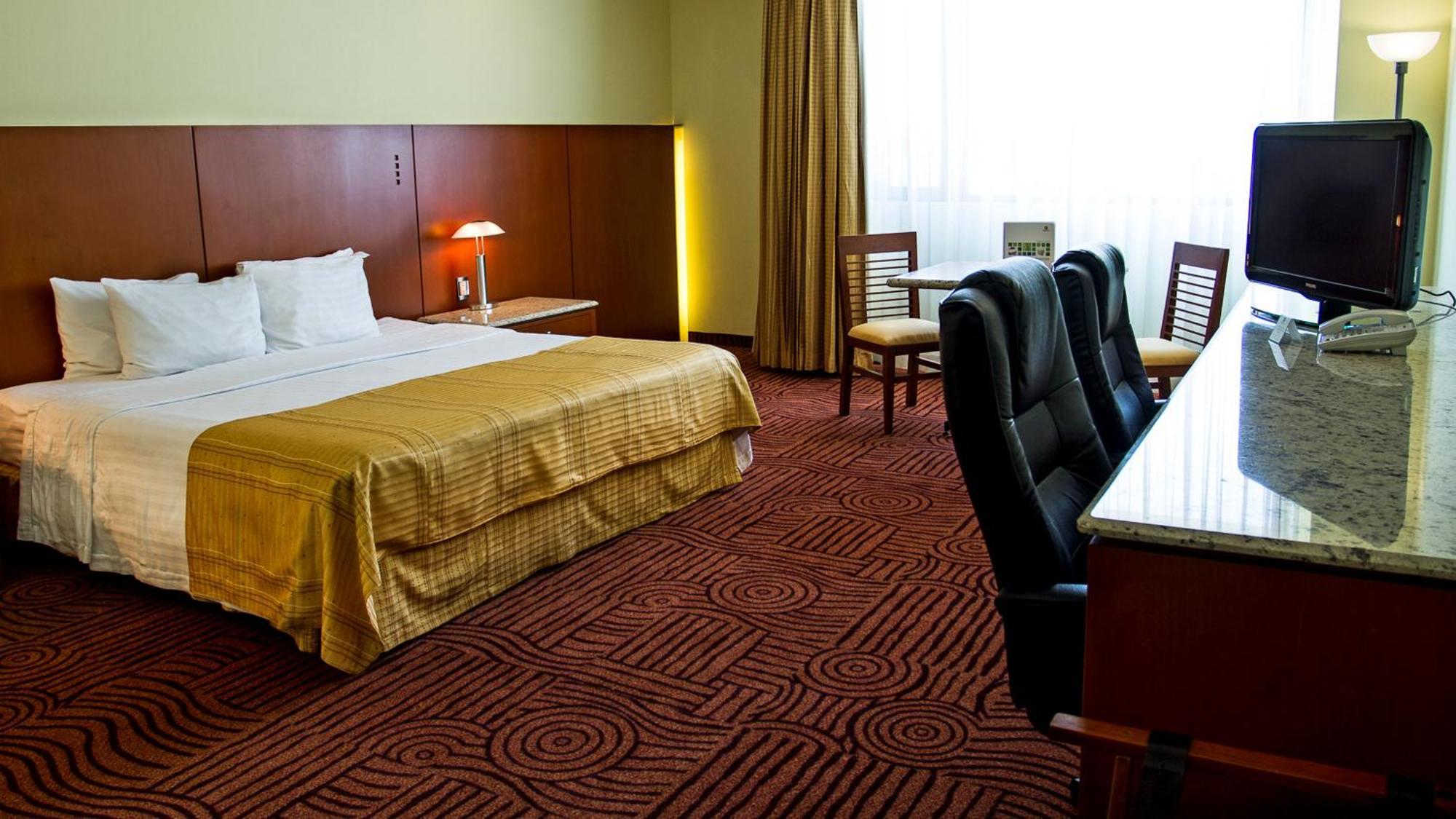 Holiday Inn Puebla Finsa By Ihg Экстерьер фото