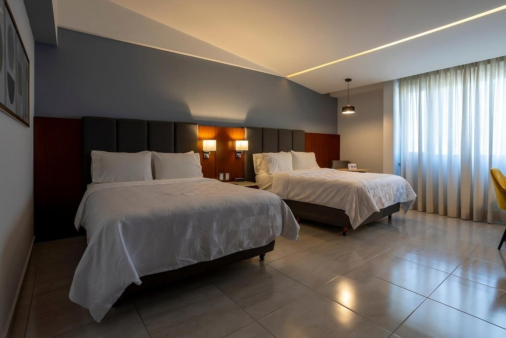 Holiday Inn Puebla Finsa By Ihg Экстерьер фото