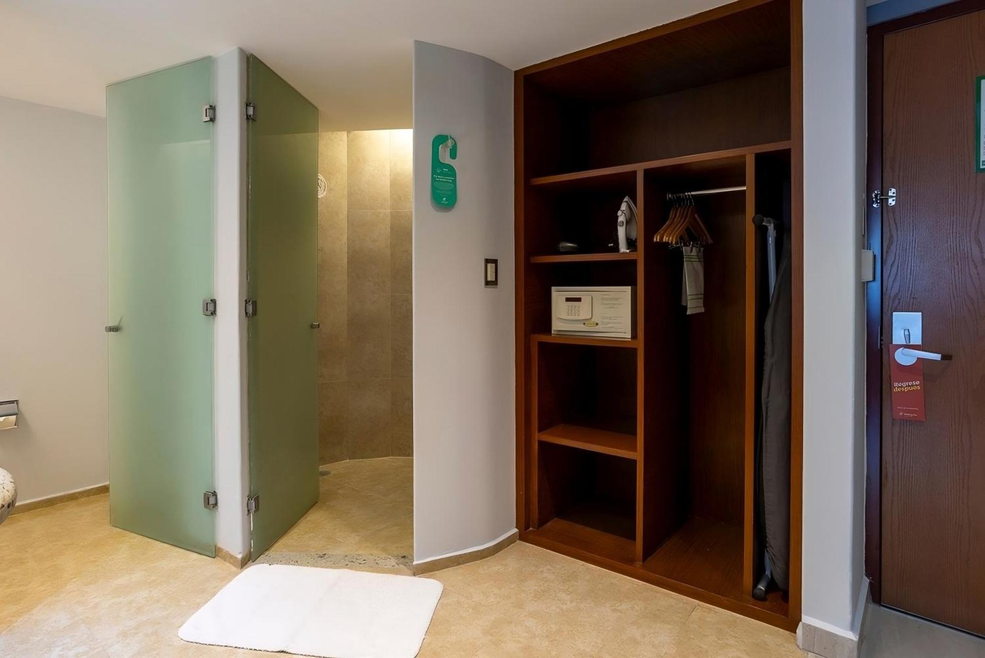Holiday Inn Puebla Finsa By Ihg Экстерьер фото