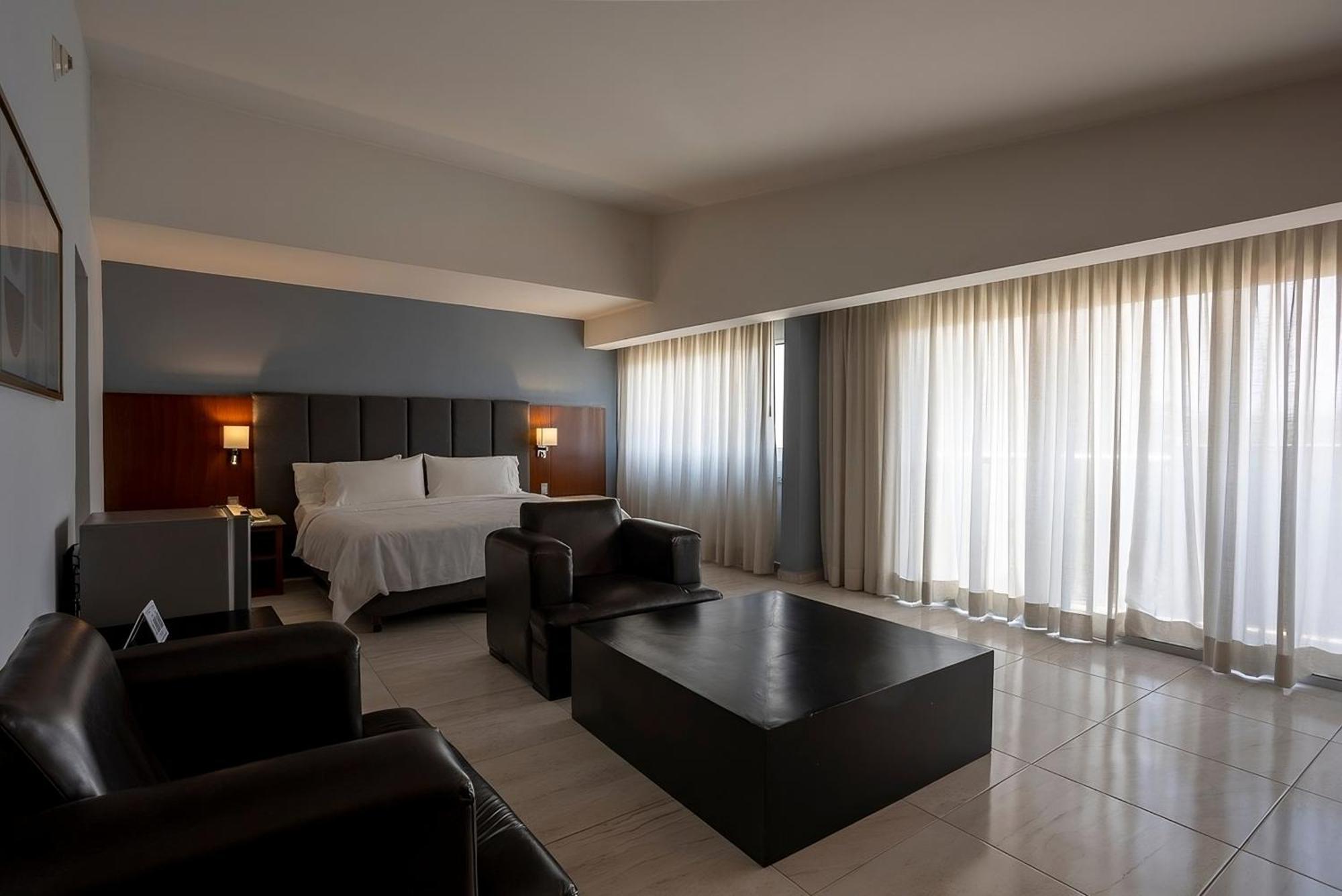 Holiday Inn Puebla Finsa By Ihg Экстерьер фото